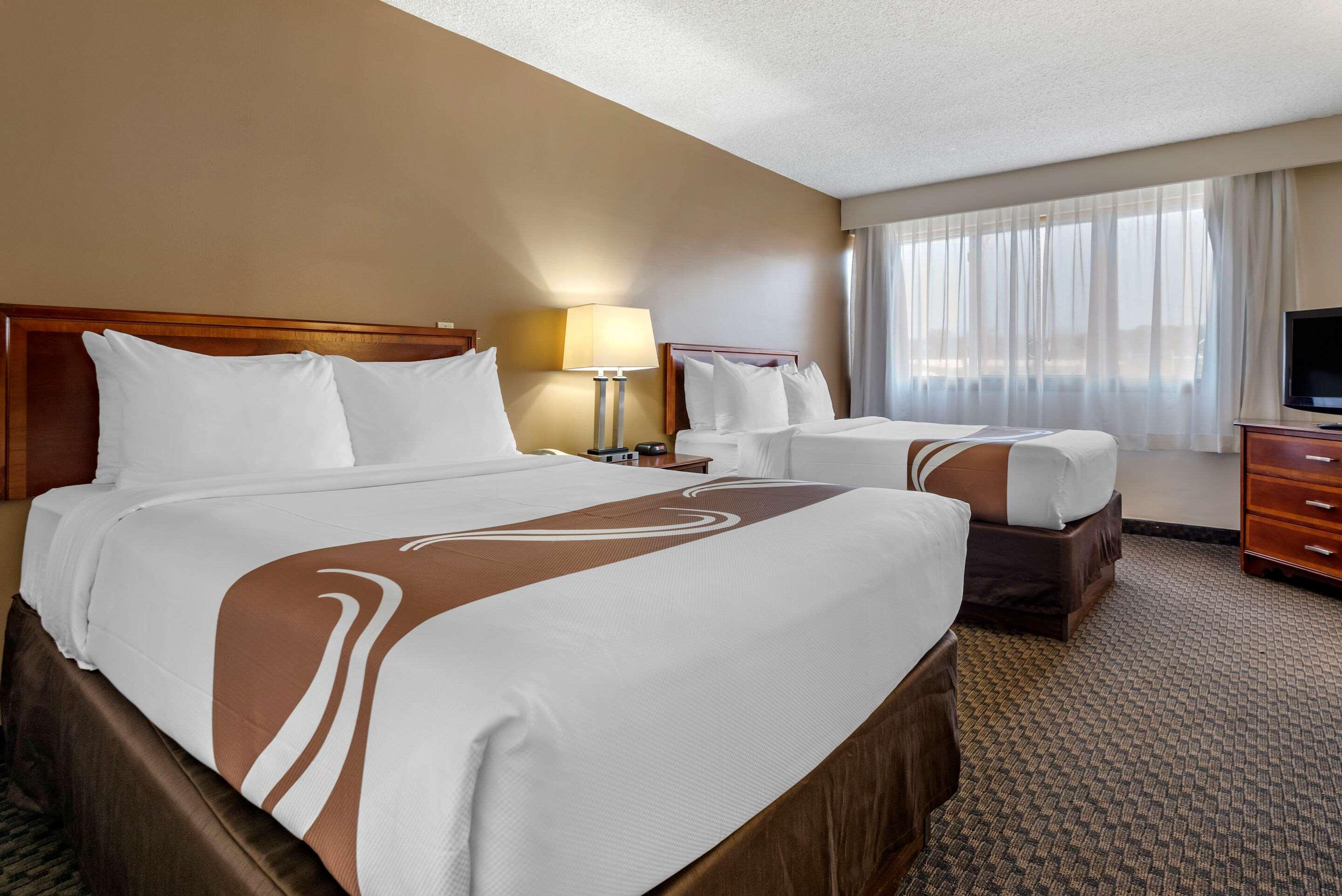 Quality Inn & Suites Vestal Binghamton Near University Exterior foto